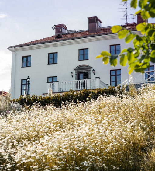 Exteriörbild på Smådalarö Gård Hotell & Spa