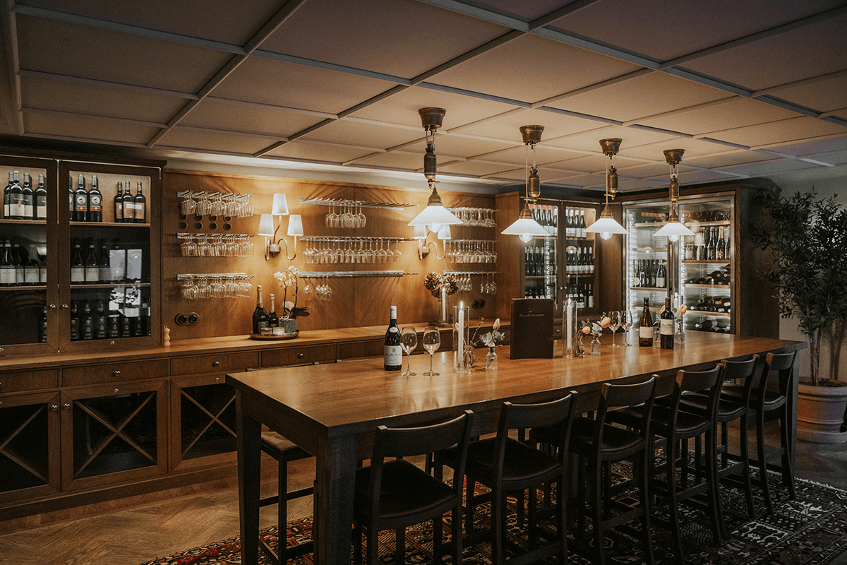 Vinbar i skärgården med fokus på gott vin och ost