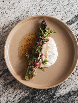 Sparris som förrätt