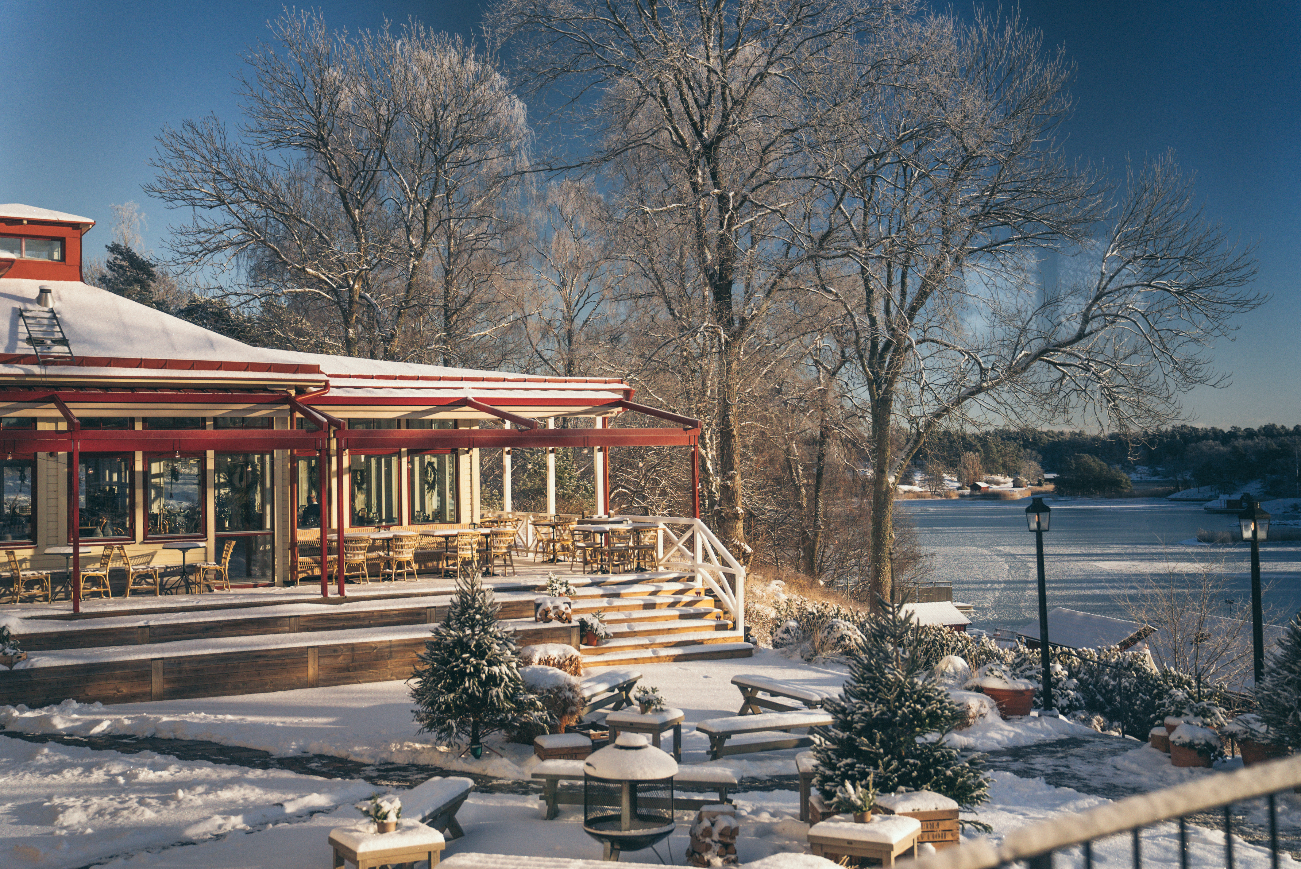Soliga vinterdagar i Stockholms skärgård